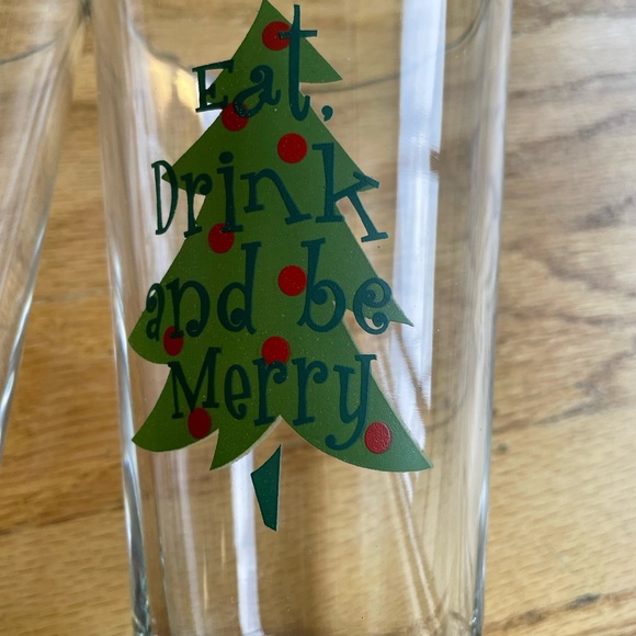 EUC Holiday Pint Glass Set of 6 - Picture 3 of 5